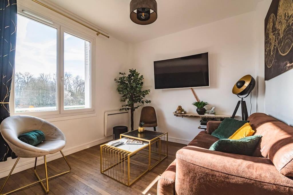 Appartement La "Taniere" Pour 6 Personnes à Isles-sur-Suippe Extérieur photo