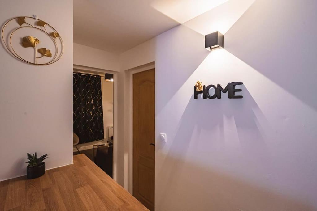 Appartement La "Taniere" Pour 6 Personnes à Isles-sur-Suippe Extérieur photo