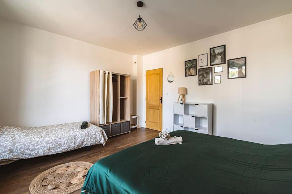 Appartement La "Taniere" Pour 6 Personnes à Isles-sur-Suippe Extérieur photo